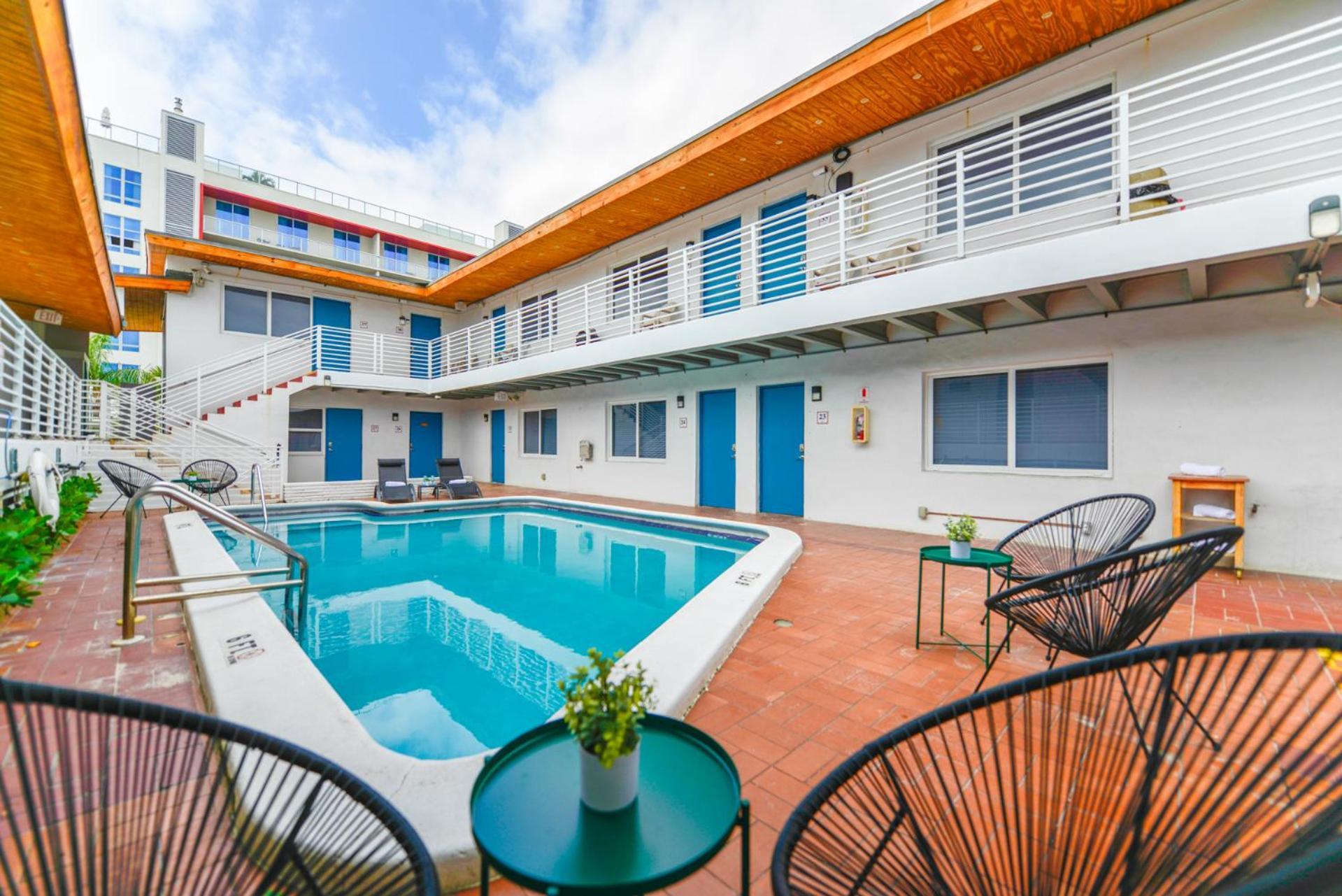 Serene Studio By The Beach With Pool - M34 Hollywood Exteriér fotografie